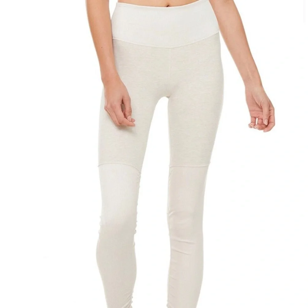 Alo Yoga High waist Alosoft goddess legging bone